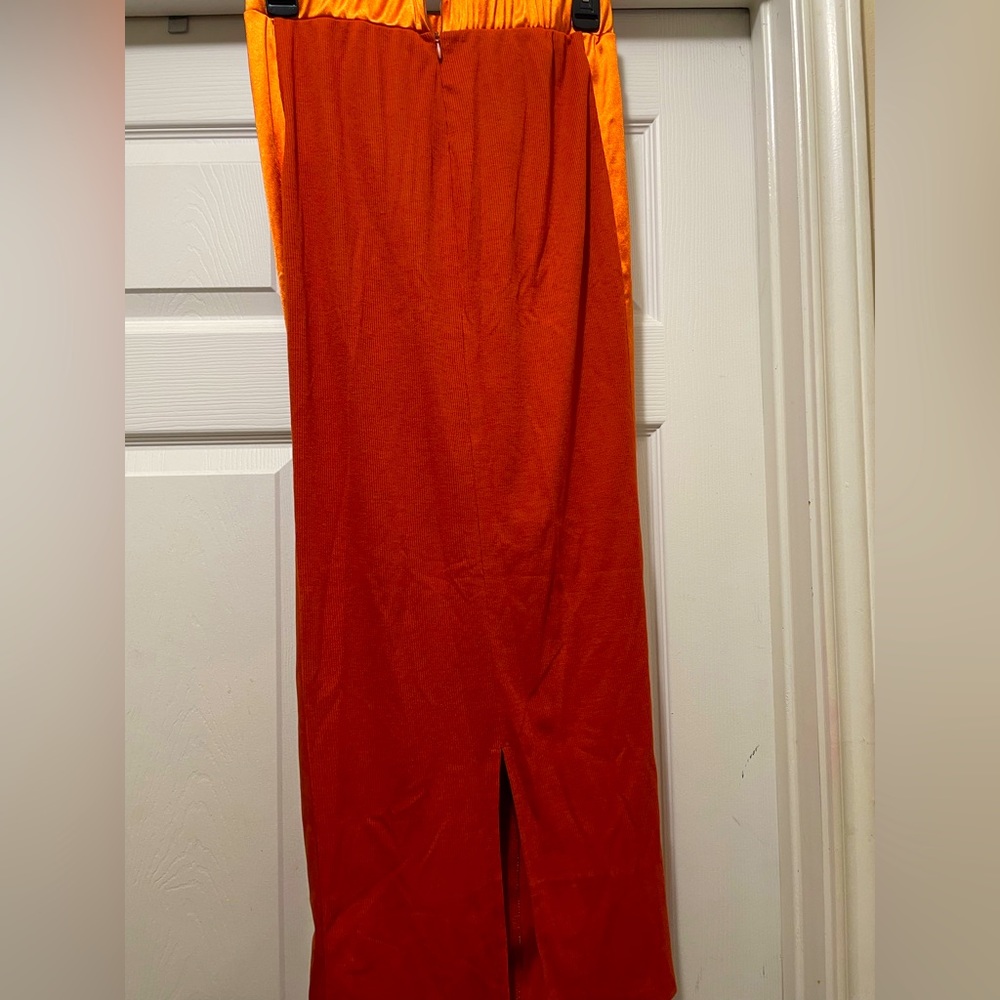 Two piece Set - Picture 3 of 3